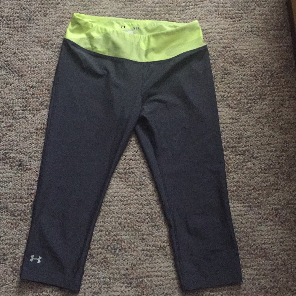 Under Armour capris